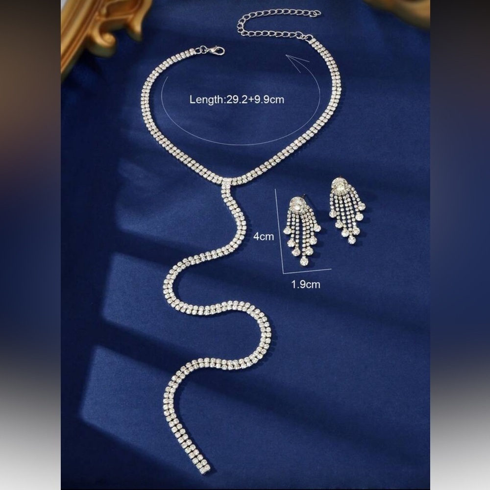 Etoile Lumiere Crystal Parure Set - Picture 4 of 4